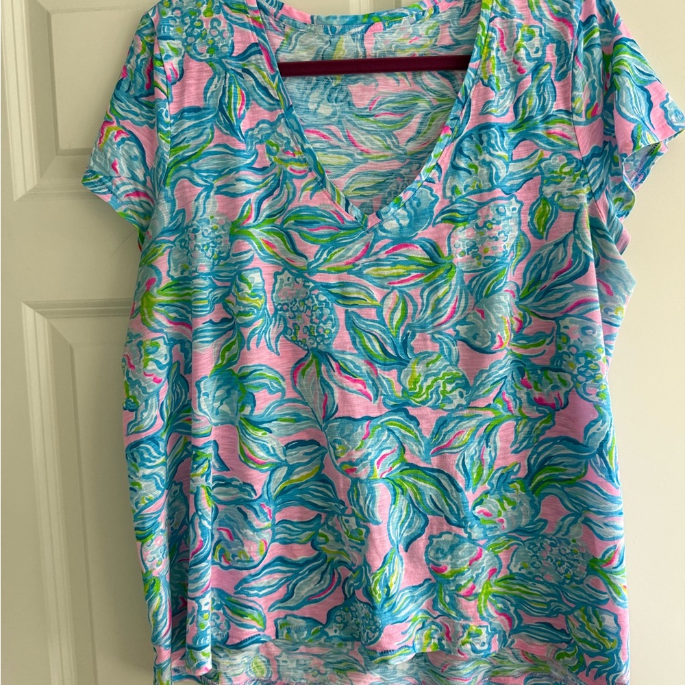 Lilly Pulitzer Etta V-Neck T-Shirt